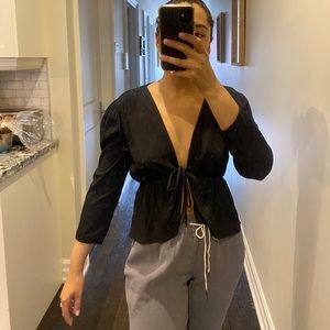 Wilfred back tie front top with gathers at the shoulders.